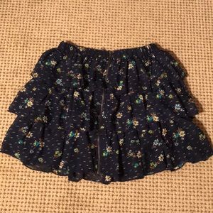 Floral and flowy mini skirt